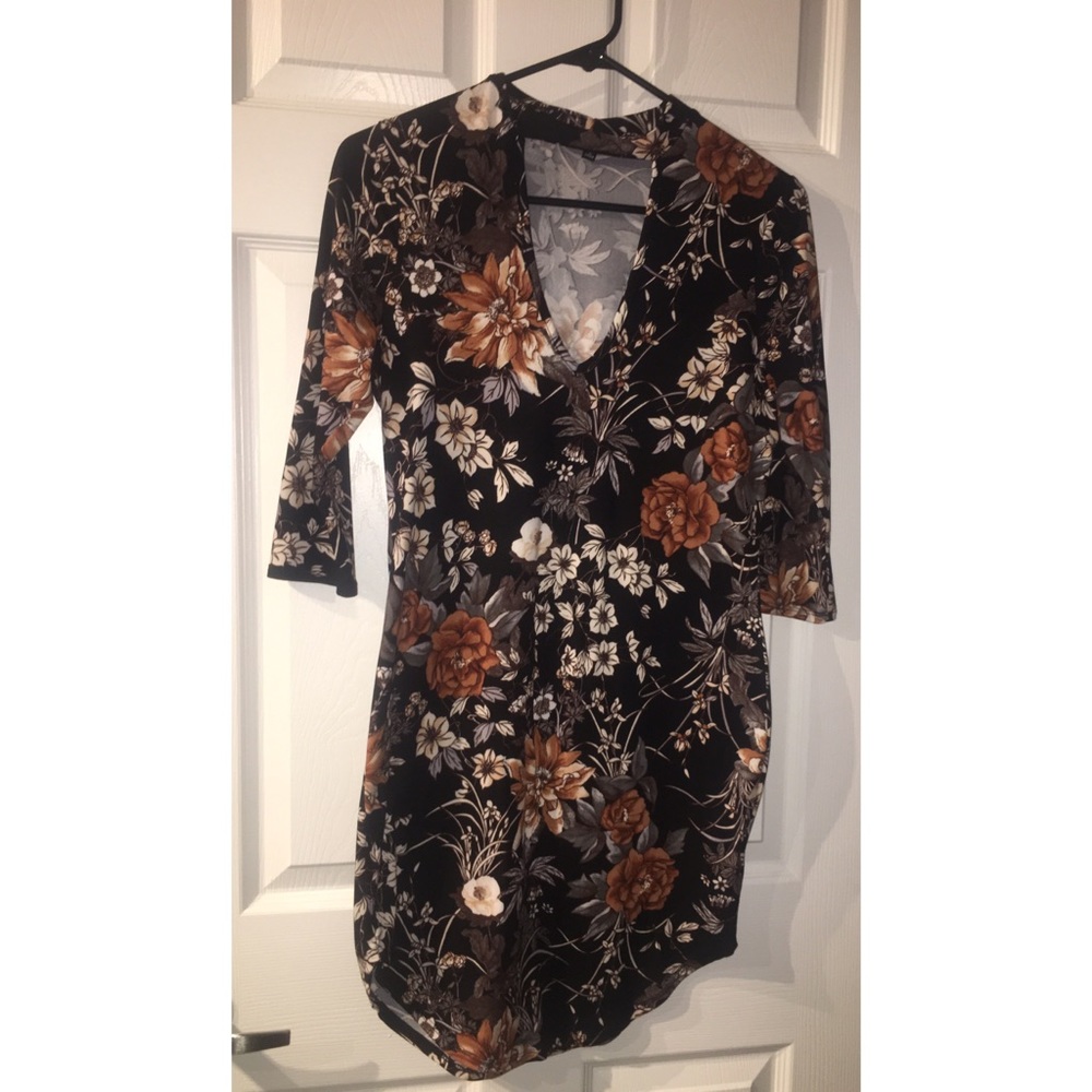 Black Floral Mini 3/4 Sleeve Dress